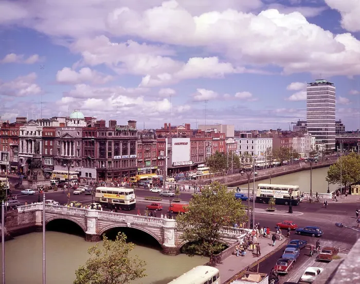 Framed Print : O'Connell Bridge, Dublin Ireland Framed Print : O'Connell Bridge, Dublin Ireland