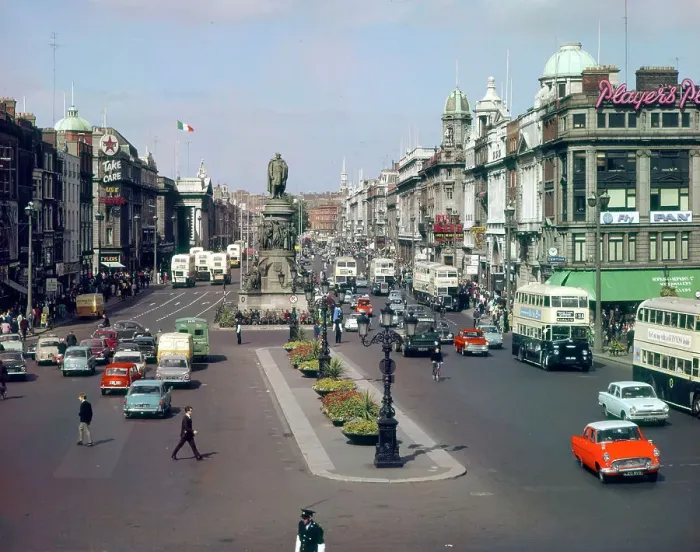 Framed Print : O'Connell Street, Dublin Framed Print : O'Connell Street, Dublin
