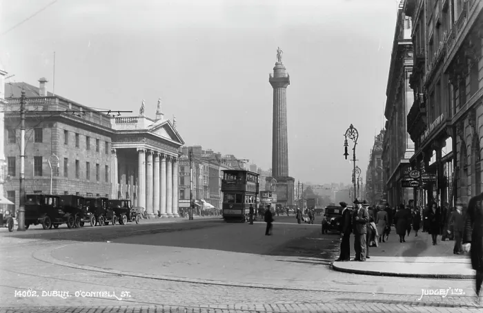 Framed Print : O'Connell Street, Dublin Framed Print : O'Connell Street, Dublin