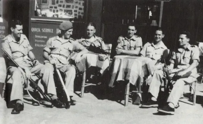 Framed Print : Off Duty British Soldiers on the Esplanade - Tel Aviv Framed Print : Off Duty British Soldiers on the Esplanade - Tel Aviv