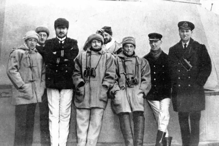 Framed Print : Officers of the Dreadnought wearing war winter kit for active service Framed Print : Officers of the Dreadnought wearing war winter kit for active service