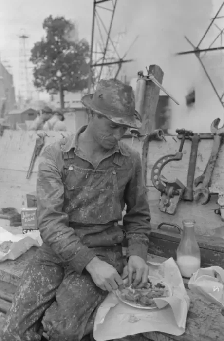 Framed Print : Oil field worker eating lunch, Kilgore, Texas Framed Print : Oil field worker eating lunch, Kilgore, Texas