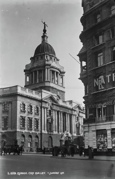 Framed Print : The Old Bailey, London Framed Print : The Old Bailey, London