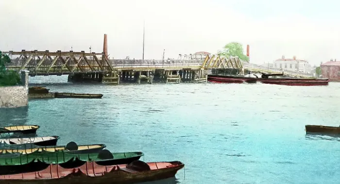 Framed Print : Old Battersea Bridge, London Framed Print : Old Battersea Bridge, London