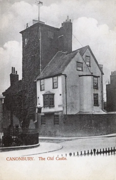 Framed Print : The Old Castle, Canonbury, London Framed Print : The Old Castle, Canonbury, London