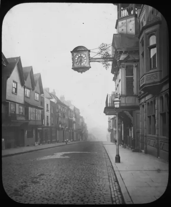 Framed Print : Old Clock at Guildford Framed Print : Old Clock at Guildford