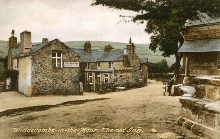 Framed Print : The Old Inn, Widdecombe-in-the-Moor, Devon Framed Print : The Old Inn, Widdecombe-in-the-Moor, Devon