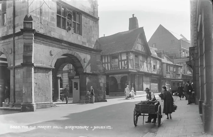 Framed Print : The Old Market Hall, Shrewsbury Framed Print : The Old Market Hall, Shrewsbury