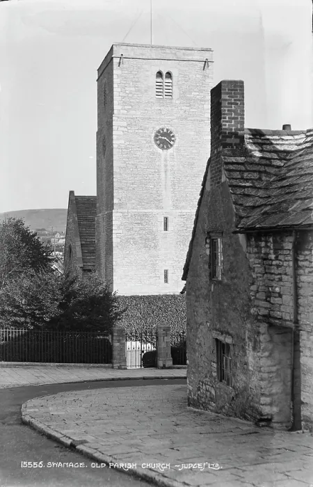 Framed Print : Old Parish Church Framed Print : Old Parish Church