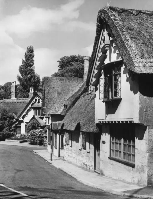 Framed Print : Old Shanklin Village Framed Print : Old Shanklin Village