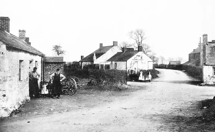 Framed Print : The Old Smithy, Gretna Green, early 1900s Framed Print : The Old Smithy, Gretna Green, early 1900s