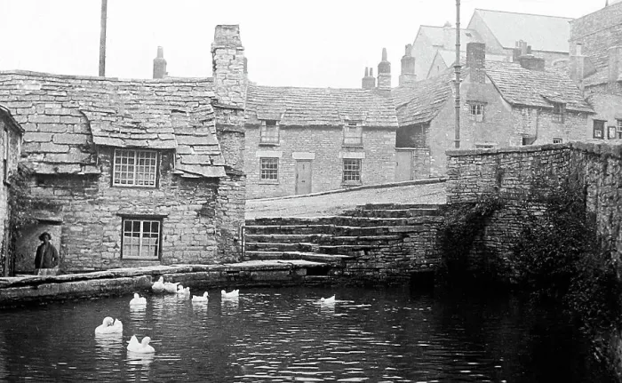 Framed Print : Old Swanage, early 1900s Framed Print : Old Swanage, early 1900s