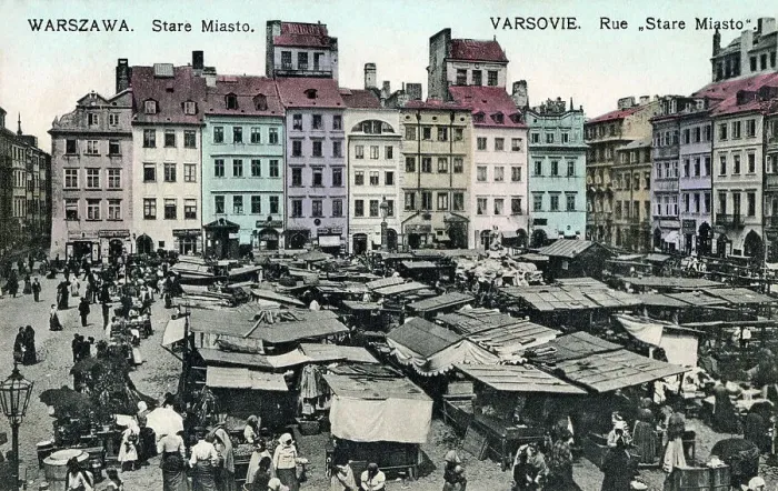 Framed Print : Old Town Market Place, Warsaw, Poland Framed Print : Old Town Market Place, Warsaw, Poland