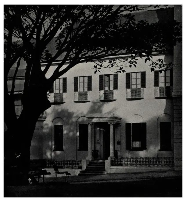 Framed Print : The Old Treasury, Lang Street, Sydney Framed Print : The Old Treasury, Lang Street, Sydney