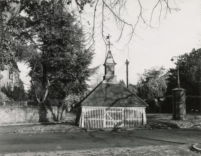 Framed Print : The old village well at Banstead, Surrey, England. This was the only water supply from the Middle Ages. Today, it is preserved as a monument. Date: 1950s Framed Print : The old village well at Banstead, Surrey, England. This was the only water supply from the Middle Ages. Today, it is preserved as a monument. Date: 1950s