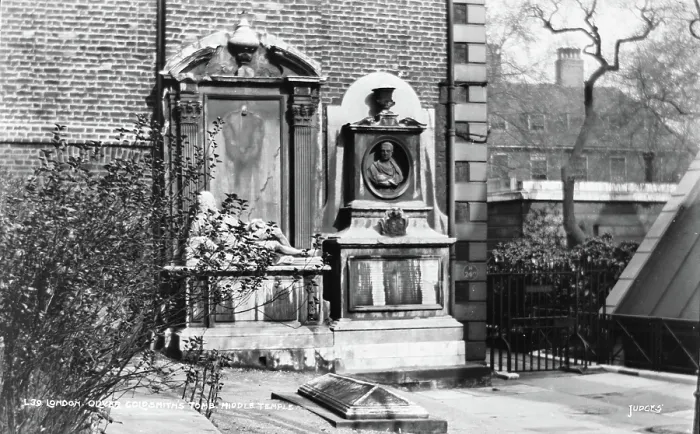 Framed Print : Oliver Goldsmith's Tomb at Middle Temple Framed Print : Oliver Goldsmith's Tomb at Middle Temple