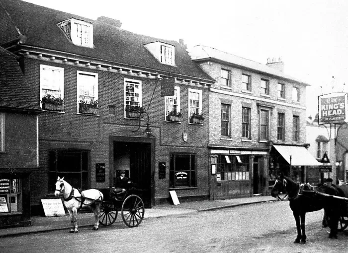 Framed Print : Ongar The King's Head early 1900s Framed Print : Ongar The King's Head early 1900s
