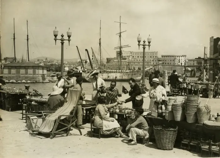 Framed Print : Open air market stalls, Palma harbour, Majorca Framed Print : Open air market stalls, Palma harbour, Majorca