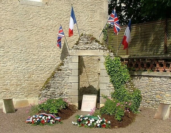 Operation Mallard Memorials, St Aubin d Auquenay
