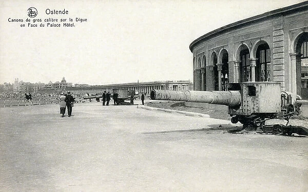 Ostend, Belgium - Large calibre cannon on the seawall