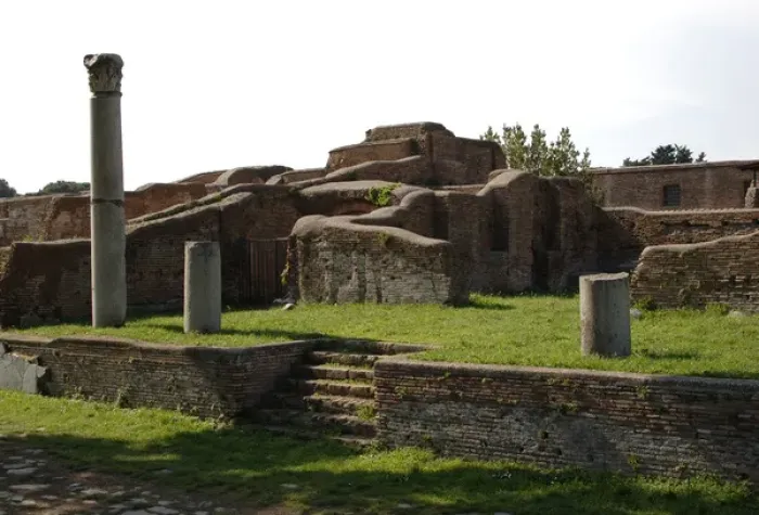 Framed Print : Ostia Antica. Curia Framed Print : Ostia Antica. Curia