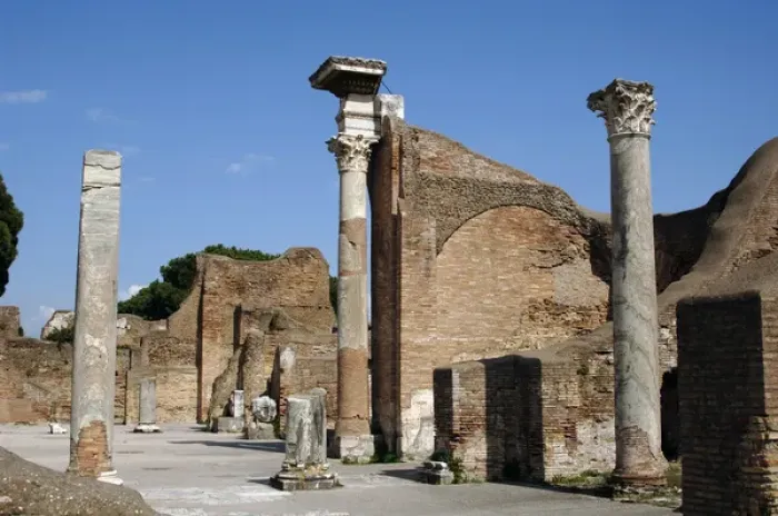 Framed Print : Ostia Antica. House of Triclini Framed Print : Ostia Antica. House of Triclini