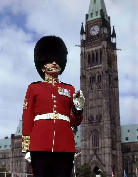 Framed Print : Ottawa, Canada - A Guardsman in front of the Parliament Framed Print : Ottawa, Canada - A Guardsman in front of the Parliament