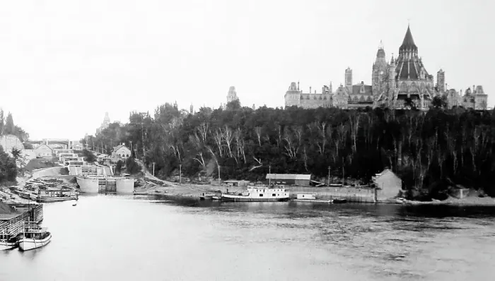 Framed Print : Ottowa Government Buildings and the Rideau Canal Locks Framed Print : Ottowa Government Buildings and the Rideau Canal Locks