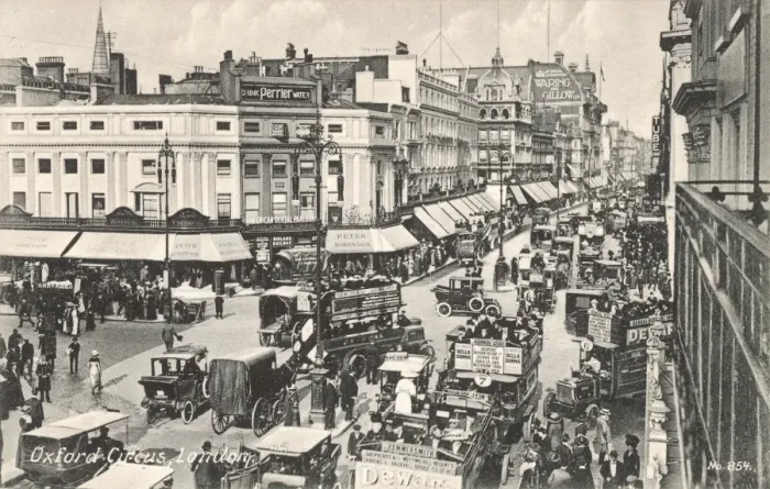 Framed Print : Oxford Circus Framed Print : Oxford Circus
