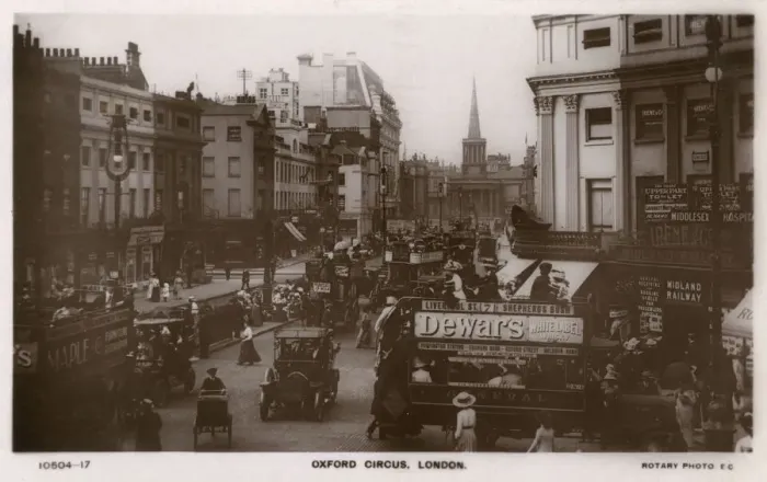 Framed Print : Oxford Circus, London Framed Print : Oxford Circus, London