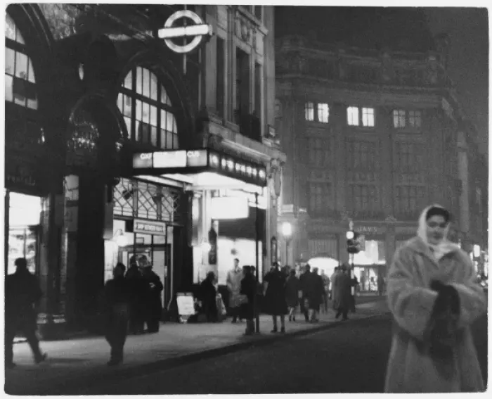 Framed Print : Oxford Circus Tube / 1950S Framed Print : Oxford Circus Tube / 1950S
