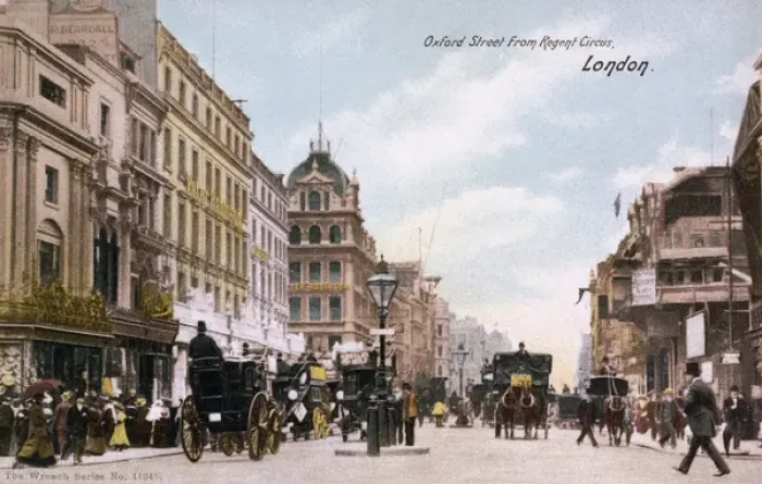 Framed Print : Oxford Street from Regent Circus, London Framed Print : Oxford Street from Regent Circus, London
