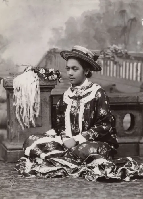 Framed Print : Pacific Islands, Oceania: portrait of a young woman Framed Print : Pacific Islands, Oceania: portrait of a young woman