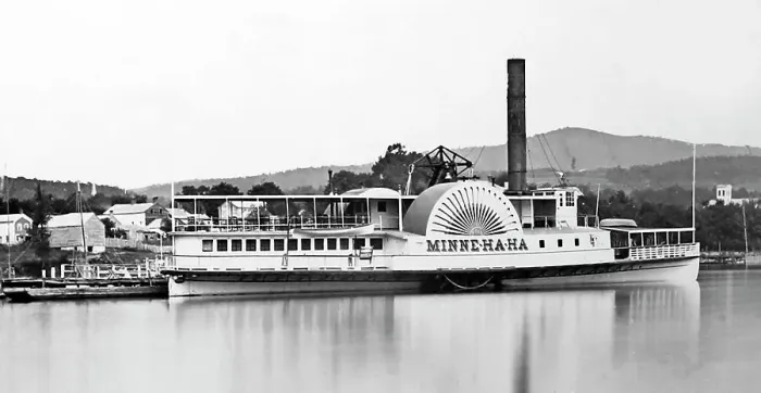 Framed Print : Paddle steamer Minnehaha on Lake George, USA Framed Print : Paddle steamer Minnehaha on Lake George, USA