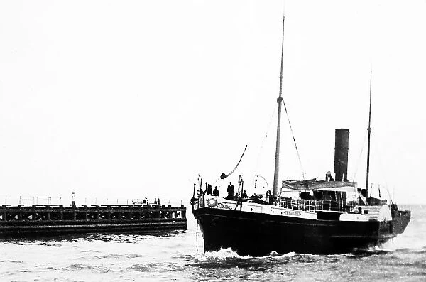 Paddle steamer on the River Yare, Norfolk, early 1900s