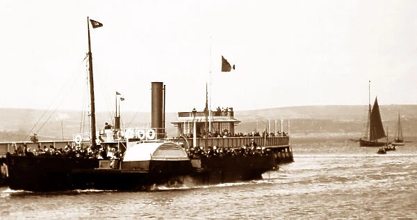 Paddle steamer, Weymouth Pier, early 1900s