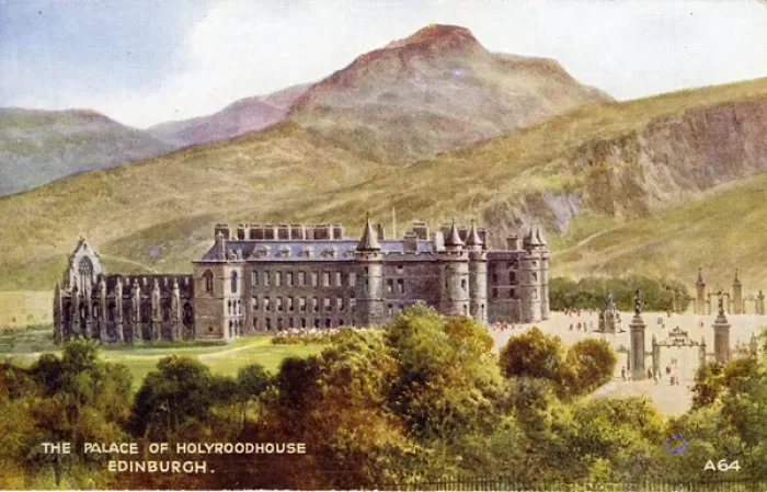 Framed Print : The Palace of Holyrood House, Edinburgh, Midlothian Framed Print : The Palace of Holyrood House, Edinburgh, Midlothian