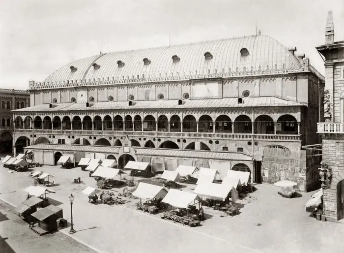 Framed Print : Palazzo della Ragione and market stalls, Padua, Italy c. 1890 Framed Print : Palazzo della Ragione and market stalls, Padua, Italy c. 1890
