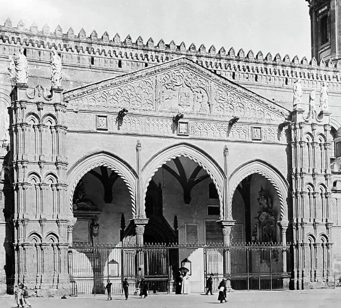 Framed Print : Palermo Cathedral, Sicily, Italy, early 1900s Framed Print : Palermo Cathedral, Sicily, Italy, early 1900s