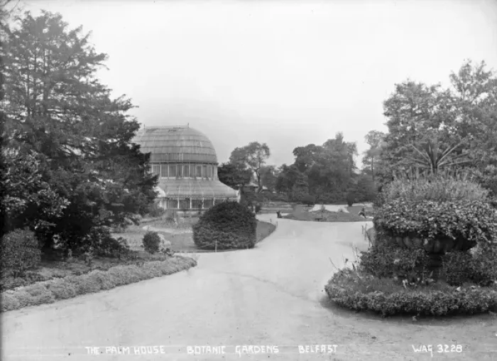 Framed Print : The Palm House, Botanic Gardens, Belfast Framed Print : The Palm House, Botanic Gardens, Belfast