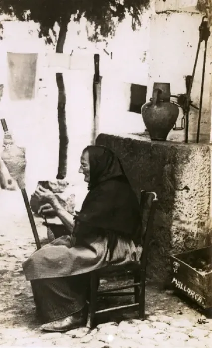 Framed Print : Palma, Mallorca, Spain - Old Woman Spinning Framed Print : Palma, Mallorca, Spain - Old Woman Spinning