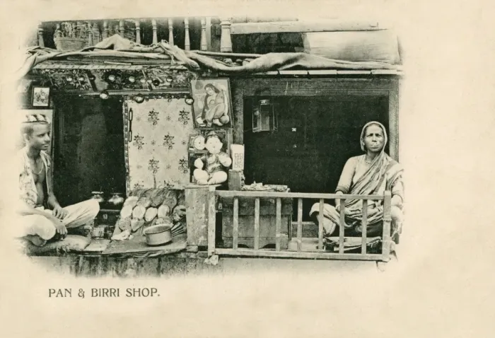 Framed Print : Pan and Beedi Sellers Framed Print : Pan and Beedi Sellers
