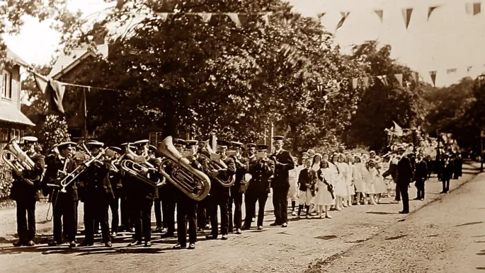 Framed Print : Parade at Bournville Village in the 1920s Framed Print : Parade at Bournville Village in the 1920s