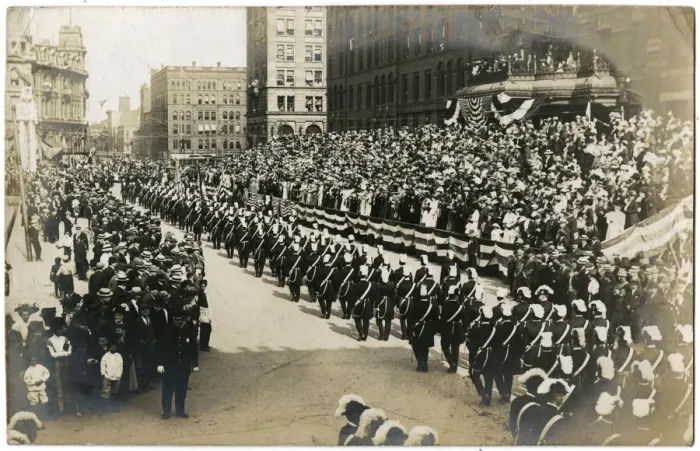 Framed Print : Parade in Clinton Square, Syracuse, New York State, USA Framed Print : Parade in Clinton Square, Syracuse, New York State, USA