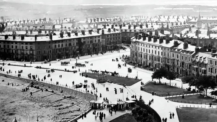 Framed Print : The Parade and Pier Entrance, Llandudno, Victorian period Framed Print : The Parade and Pier Entrance, Llandudno, Victorian period