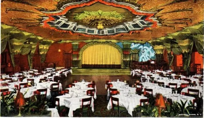 Framed Print : Paramount Hotel Grill, New York Framed Print : Paramount Hotel Grill, New York