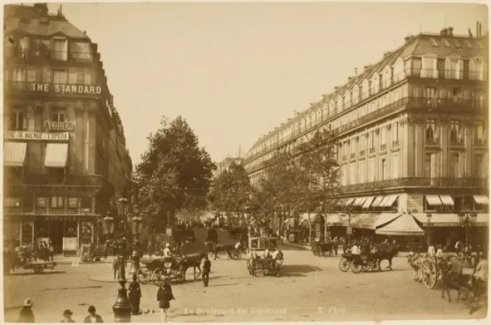 Framed Print : Paris Boulevards Framed Print : Paris Boulevards
