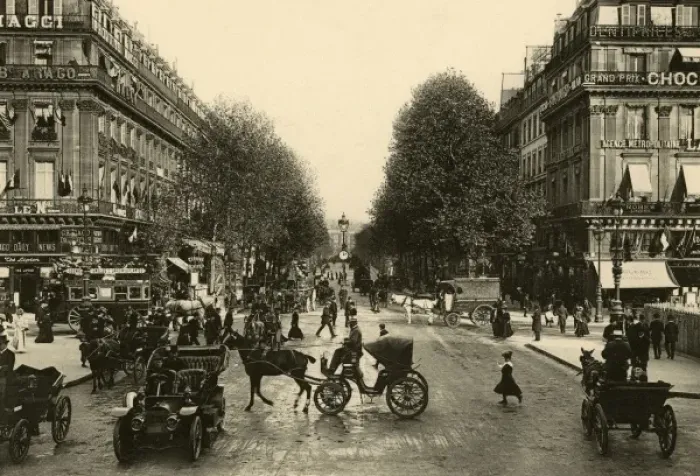 Framed Print : Paris Boulevards Framed Print : Paris Boulevards