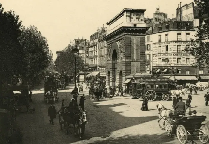 Framed Print : Paris Boulevards Framed Print : Paris Boulevards