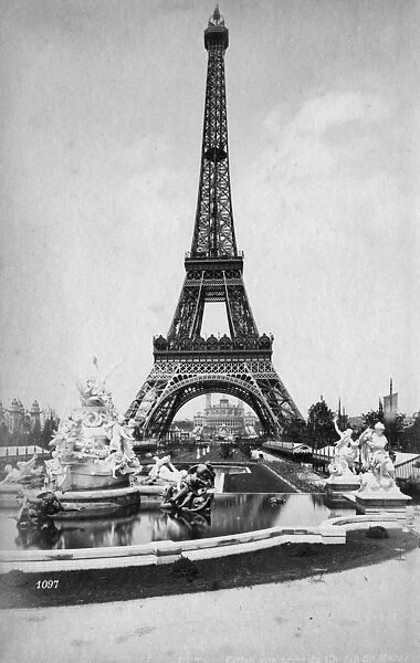 Paris  /  Eiffel Tower C1889